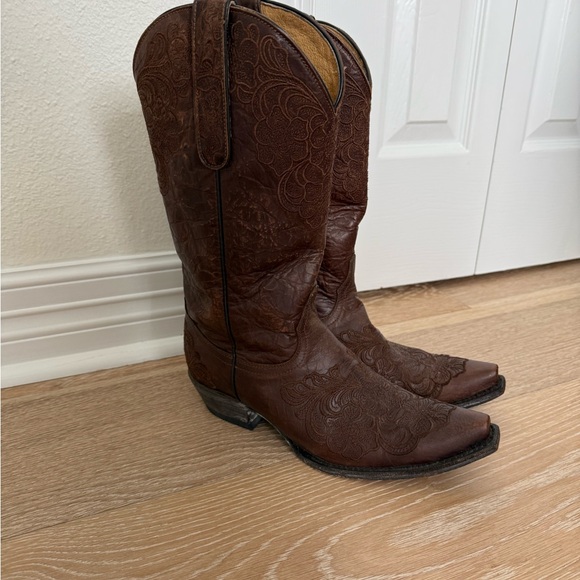 Old Gringo Distressed Brown Heeled Boots - Picture 12 of 12